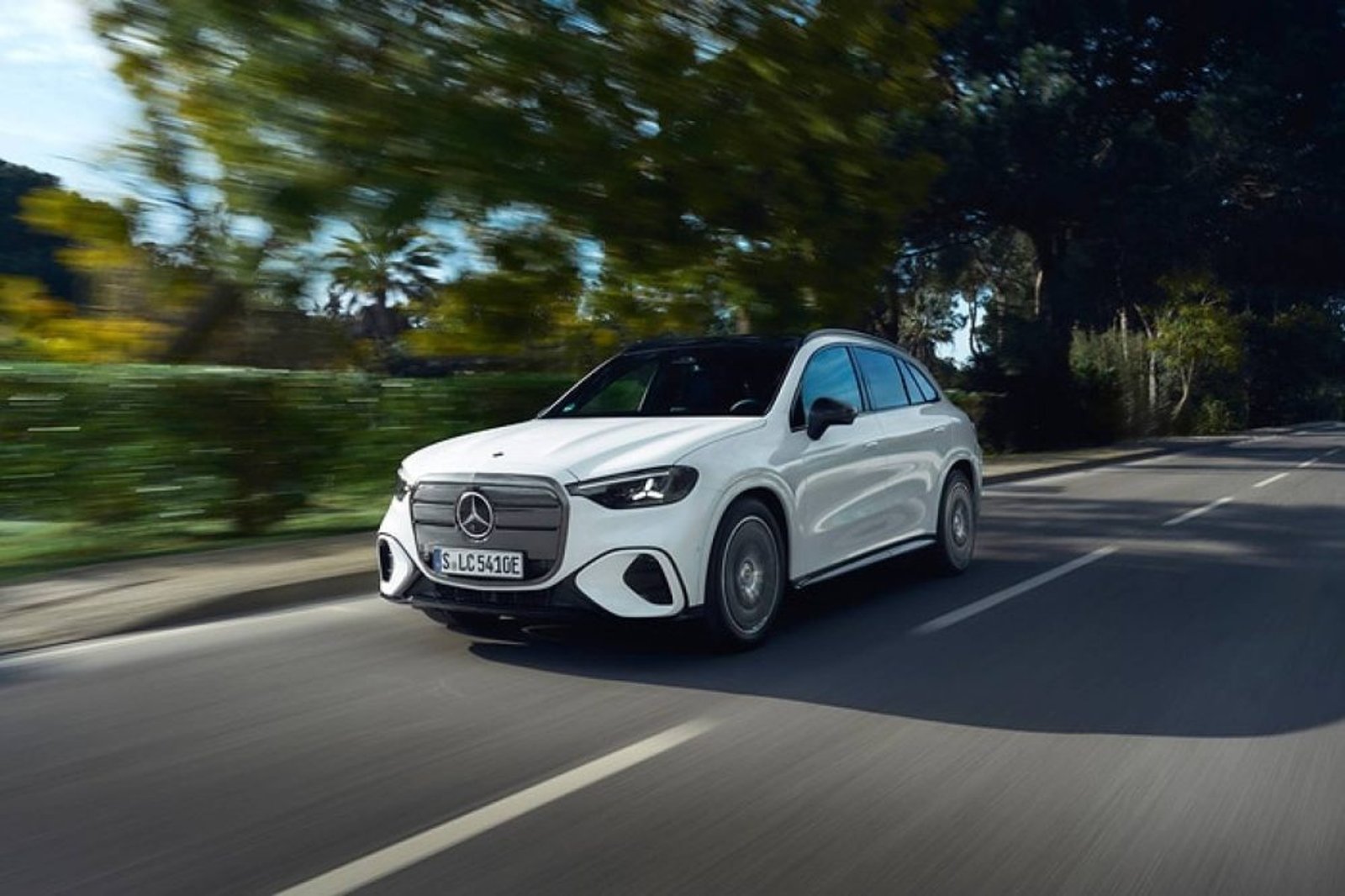 La GLC électrique 2027 de Mercedes-Benz est en commande au Canada à partir de 78 400 $