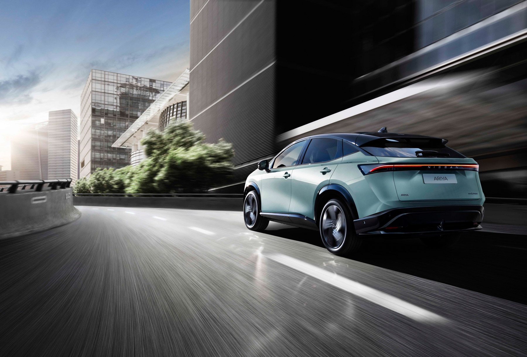 La Nissan Ariya 2027 démarre à 48 998 $ au Canada — et elle coûte moins cher qu'un Model Y