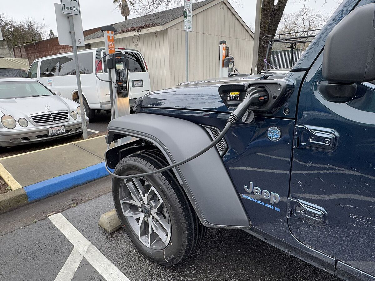 Les meilleurs SUV électriques au Canada 2026 : chaque modèle classé selon l'autonomie, le prix et la performance hivernale