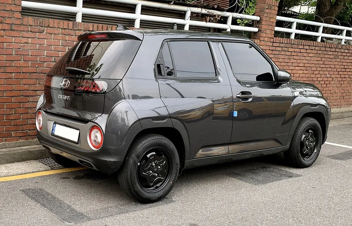 Best Small Electric Cars in Canada 2026: City EVs Under $50K That Are Actually Good