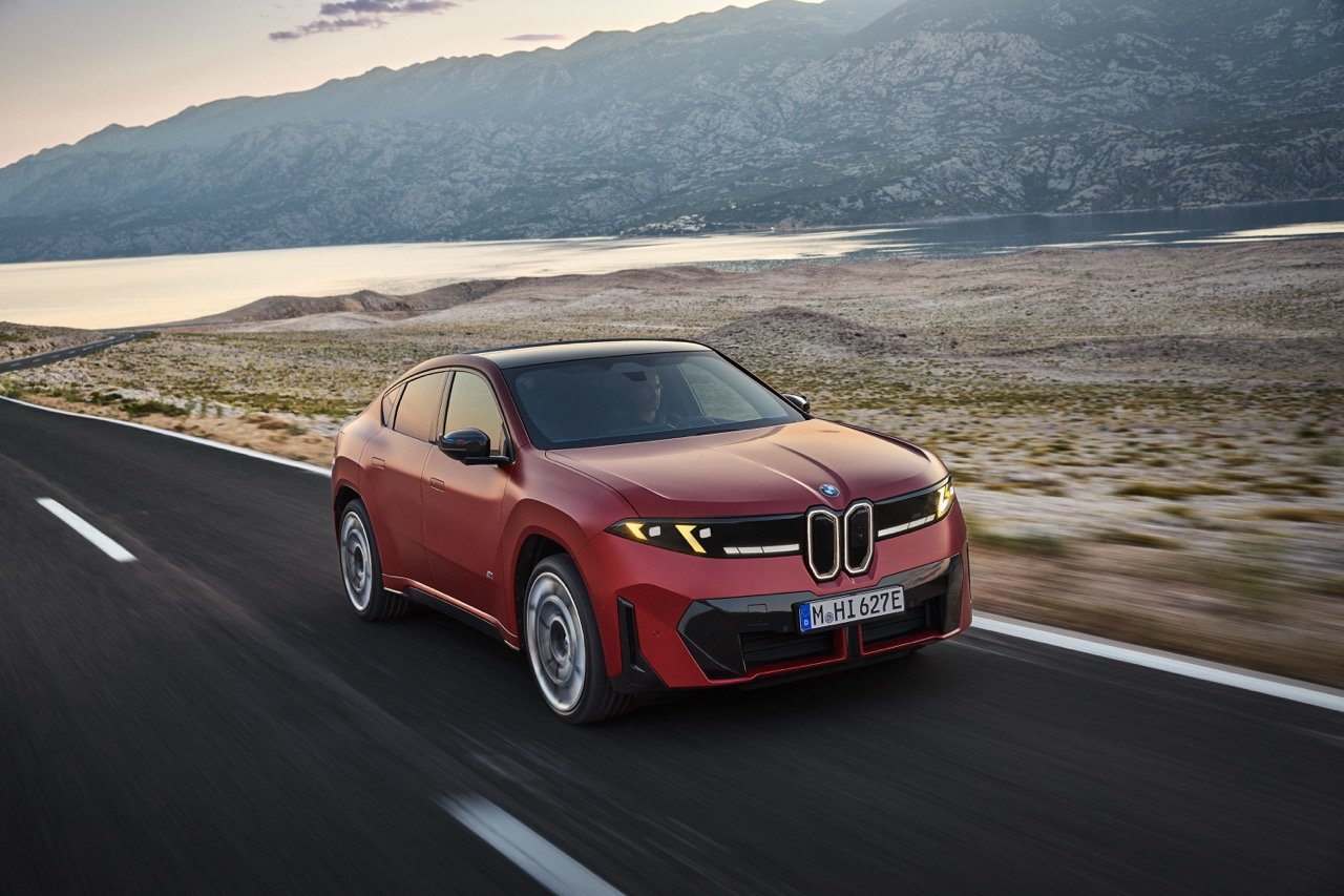 BMW iX4 Arrives in Canada from $79,900 with Up to 680 km Range