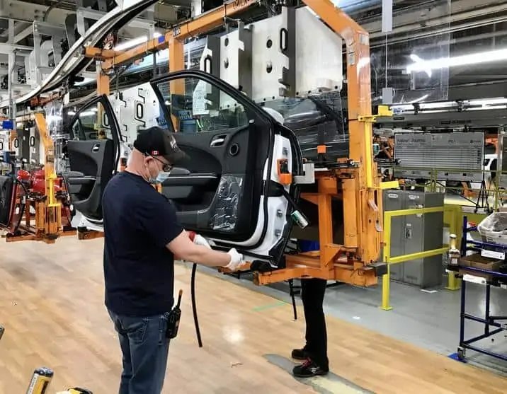 BYD s'est renseigné sur Brampton : la course à cinq pour l'usine inoccupée de Stellantis
