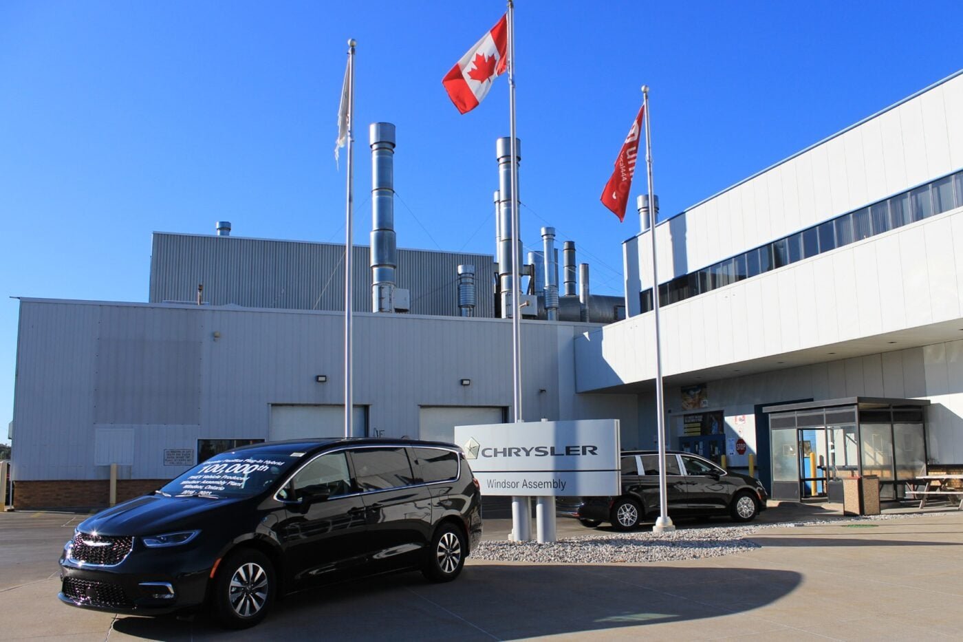 Canada Freezes Fleet Emissions Standards Through 2029, Announces $2.5B Auto Investment