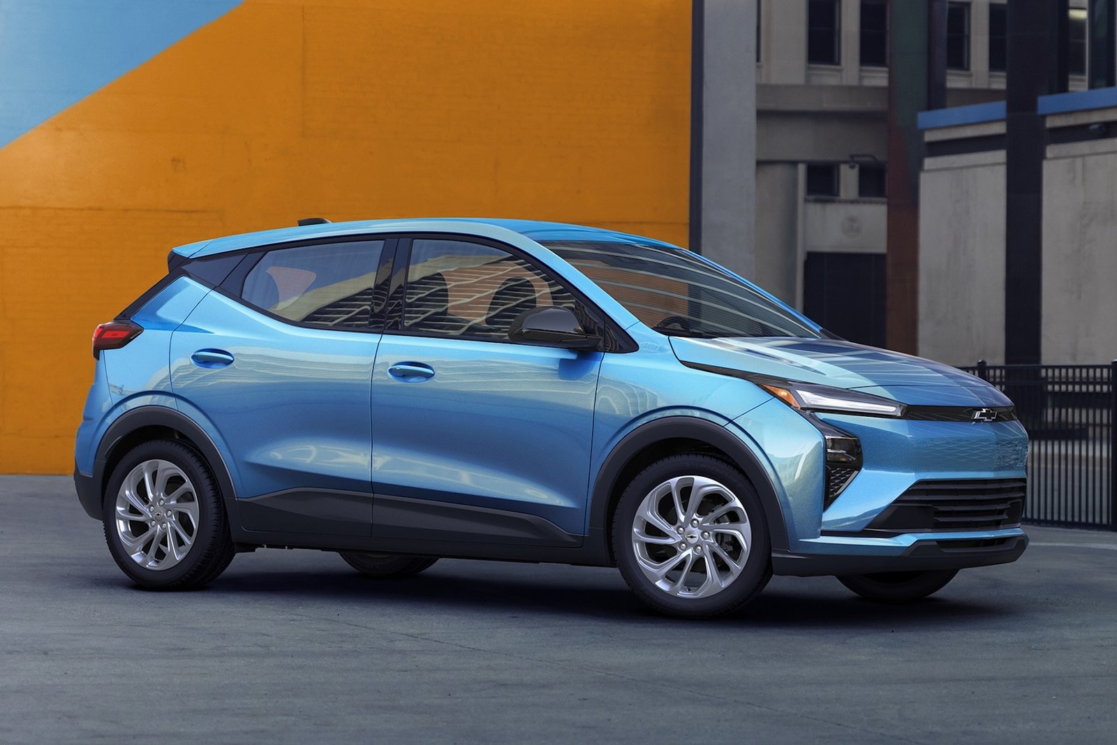 69 $ par semaine pour un Chevrolet Bolt EV neuf : décryptage de l'offre de location torontoise qui illustre l'ère des VÉ à prix choc au Canada