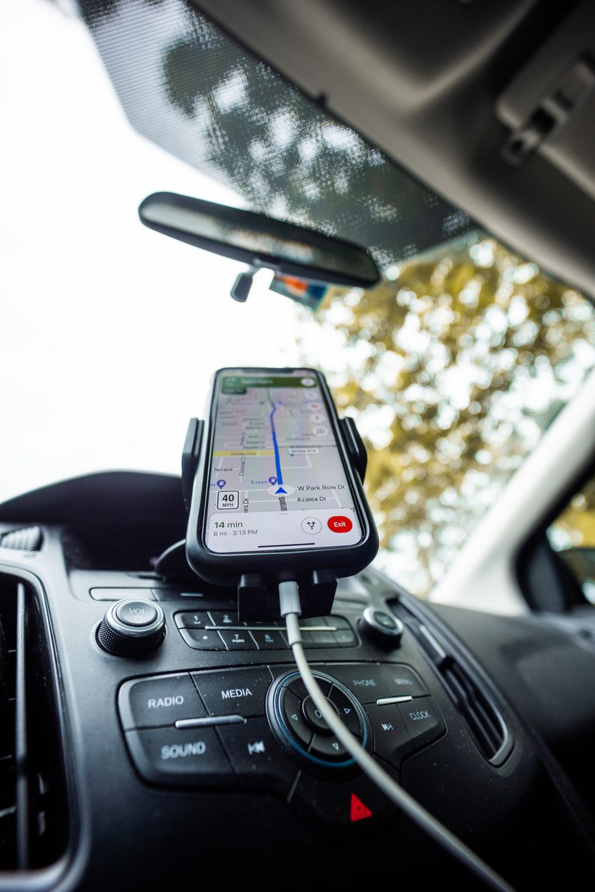 Applications de recharge VÉ au Canada 2026 : lesquelles vous faut-il vraiment à chaque borne ?