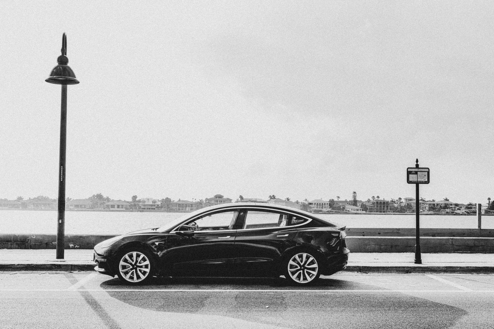 EV Subscription Canada 2026: Monthly EV Access Without Buying