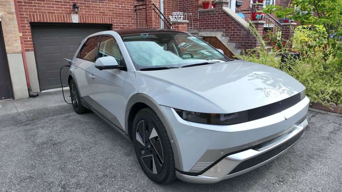 Une Ioniq 5 2026 vient de relier l'Ontario et Québec — 600 km sur bornes publiques, et ça avait l'air routinier