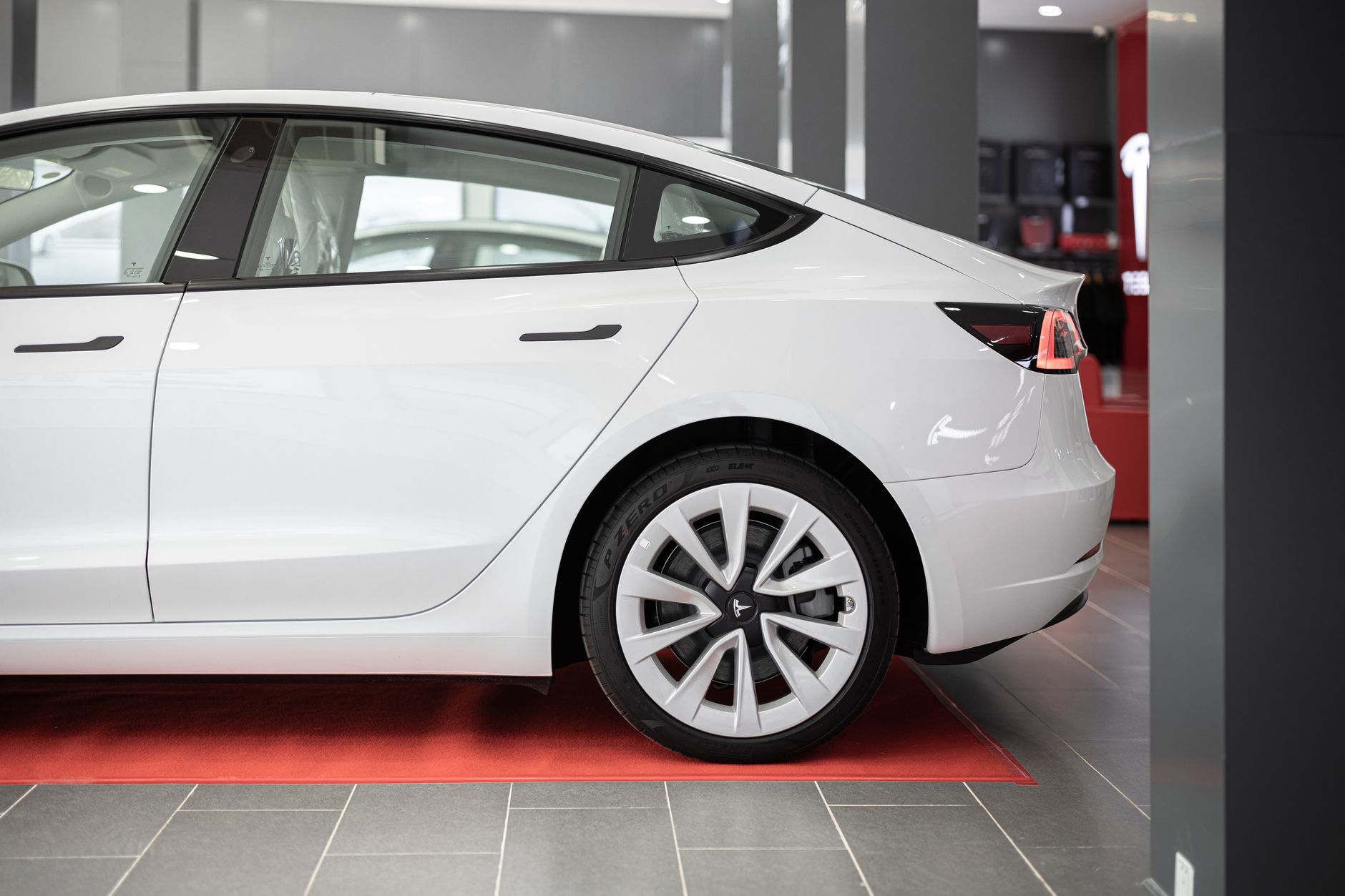 Ontario EV Rebate 2026: Everything You Need to Qualify