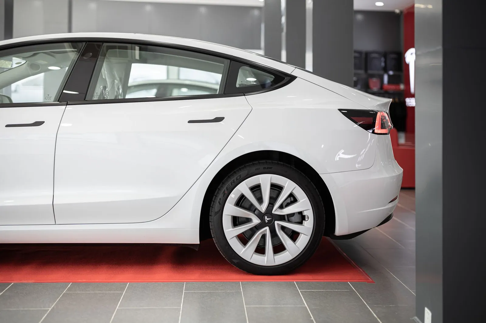 Ontario EV Rebate 2026: Everything You Need to Qualify