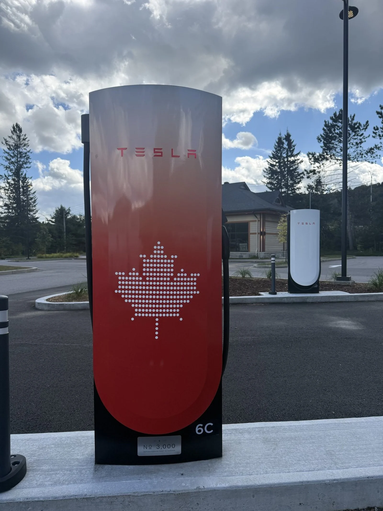 Tesla Opens 3,000th Canadian Supercharger With 24 Stalls in Mont-Tremblant