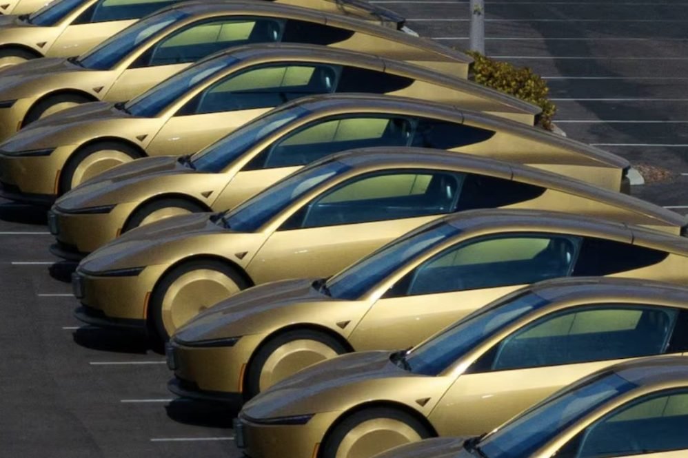Tesla Opens Cybercab Fleet Sales to Businesses — Third-Party Robotaxi Operators Next?