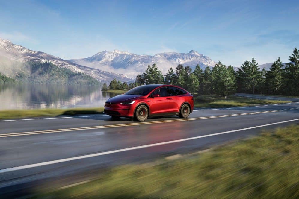 Tesla Model X wins first Canadian Black Book retained value award