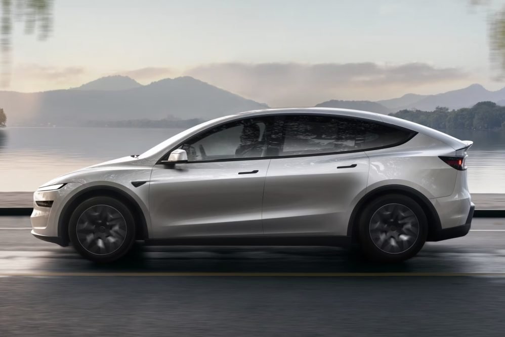 Tesla Model Y L Gets More Range and a More Powerful Front Motor in China Update