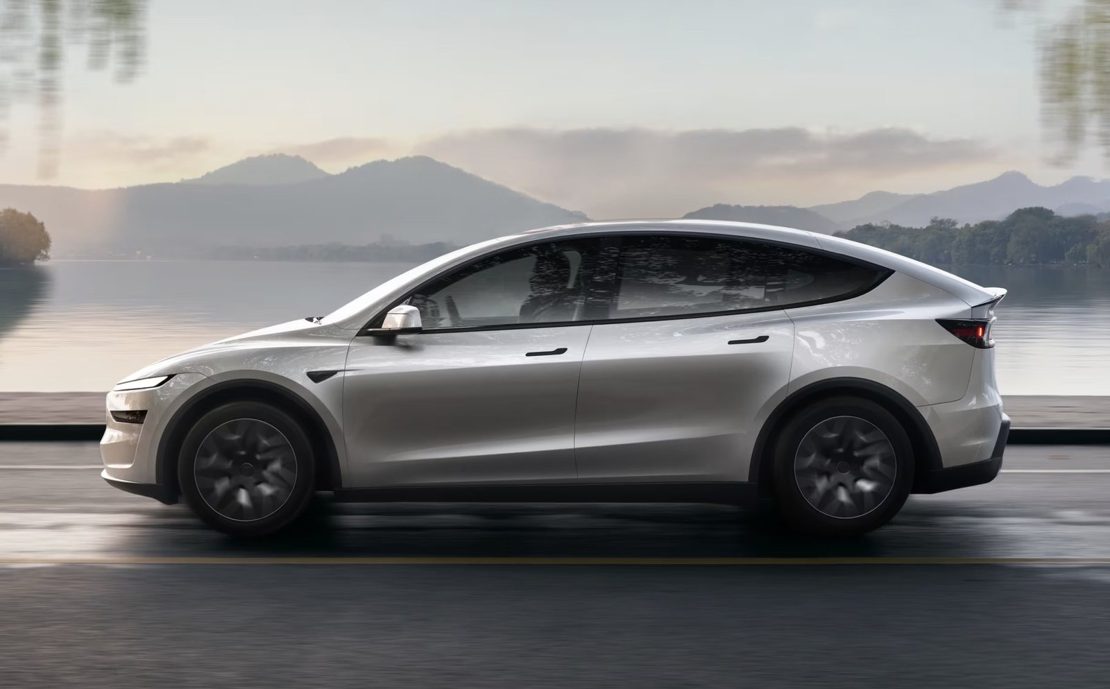 Tesla Model Y L Owners in China Report Rear Suspension Sag — What Canadian Buyers Should Watch