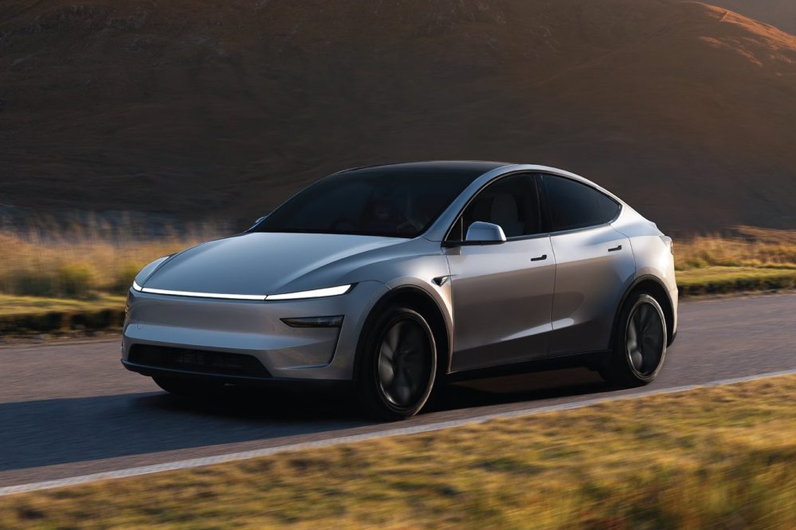 La Tesla Model Y mène les demandes de rabais fédéral EV au Canada en août 2026, mais se classe 16e a