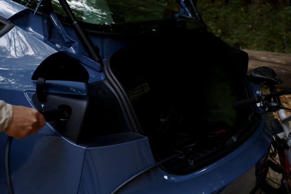 Tesla Powershare Now Available on Every New Vehicle in the U.S. — But Still Not in Canada