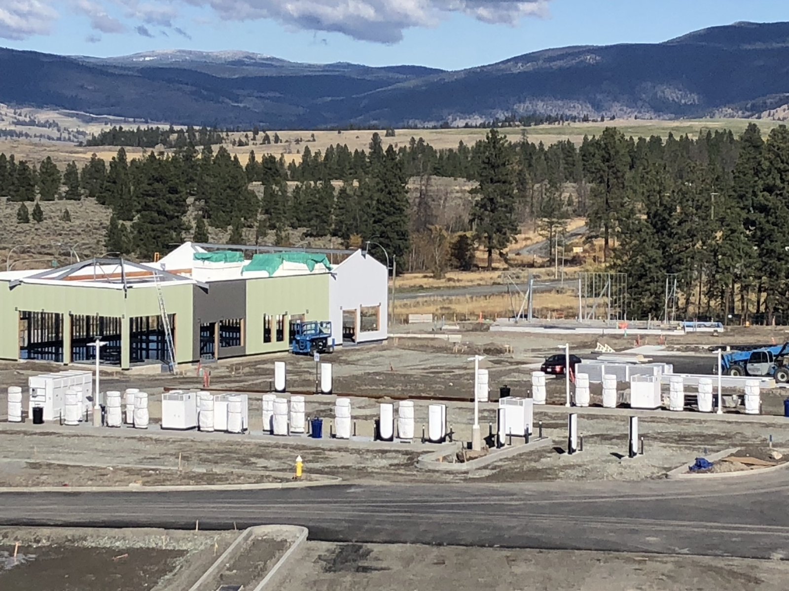 Tesla va presque doubler les bornes Supercharger à Merritt, en C.-B.