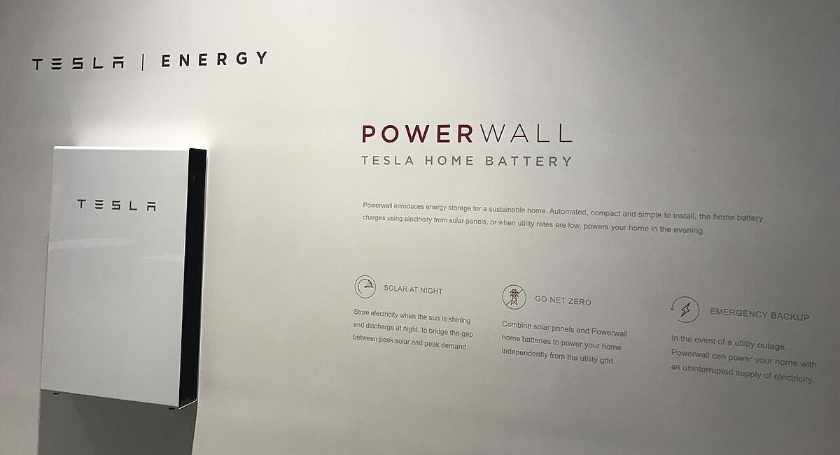 This $0-down Illinois home solar deal includes a huge 60 kWh battery