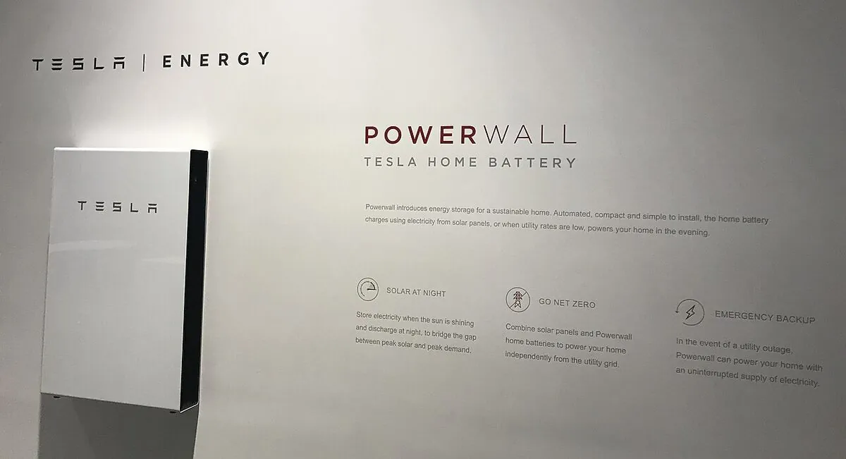 This $0-down Illinois home solar deal includes a huge 60 kWh battery