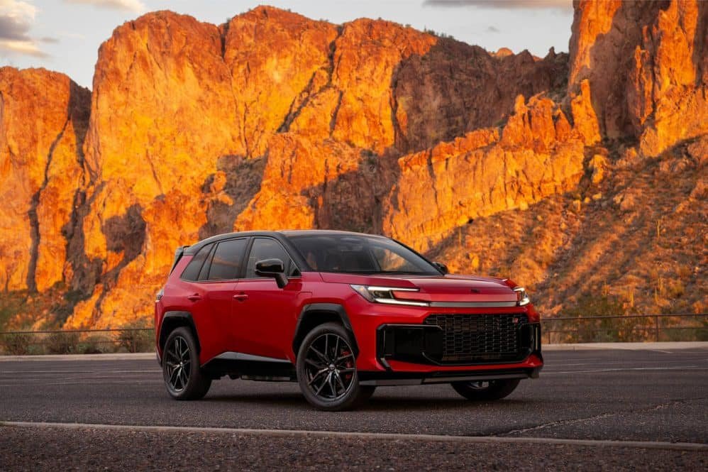 Toyota rappelle 7 847 RAV4 hybride rechargeable au Canada — risque de perte de puissance