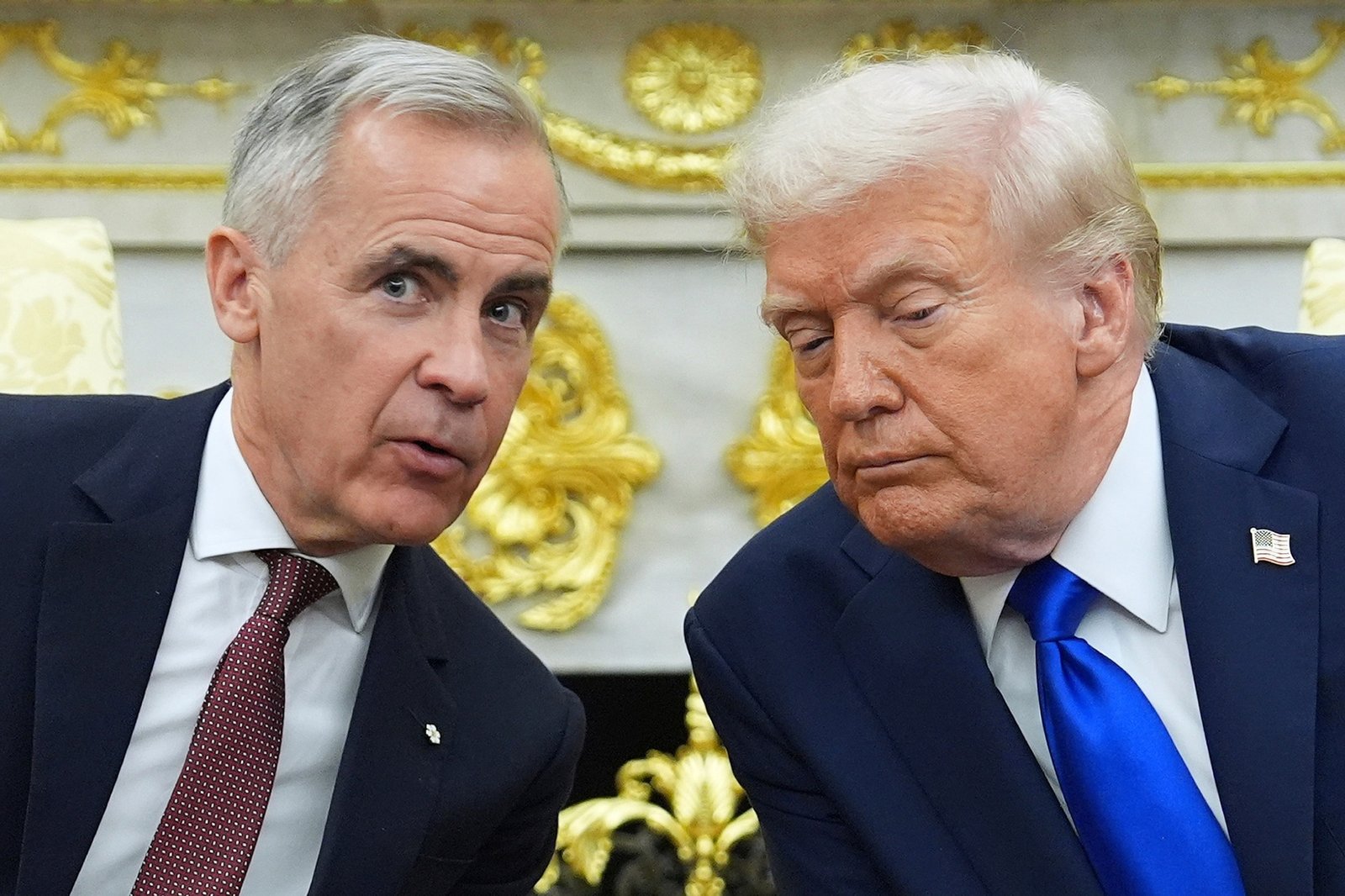 Trump double les tarifs douaniers sur les véhicules à 50 % — Le Canada riposte, mais épargne l'automobile