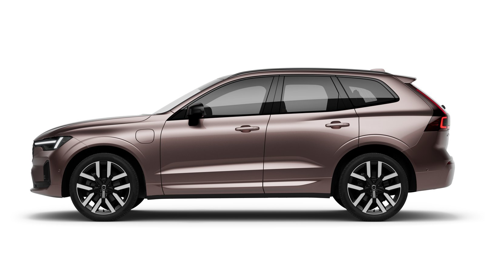 2028 Volvo XC60 PHEV Promises 126 Kilometres of Electric Range for Canada